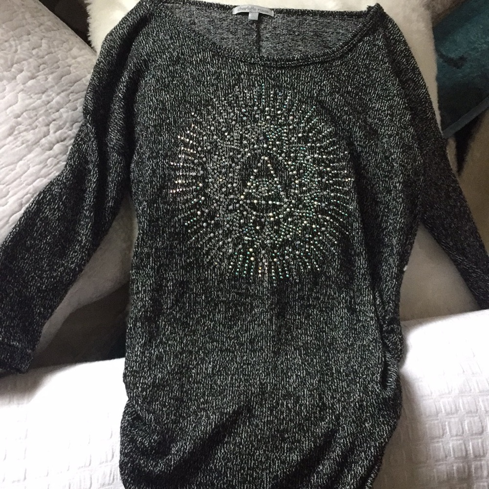 Long sleeve scrunched side top